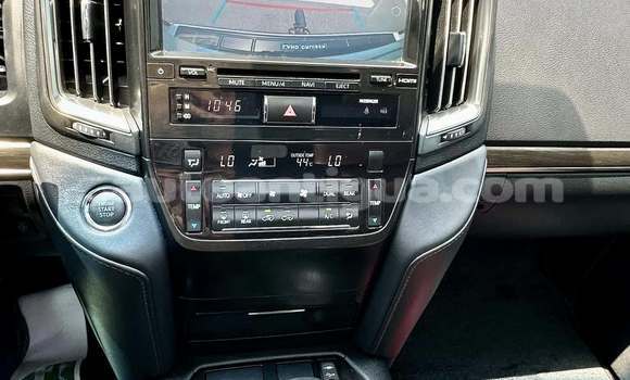 Buy Used Toyota Land Cruiser White Car in All Saints in Antigua Buy Used Toyota Land Cruiser White Car in All Saints in Antigua