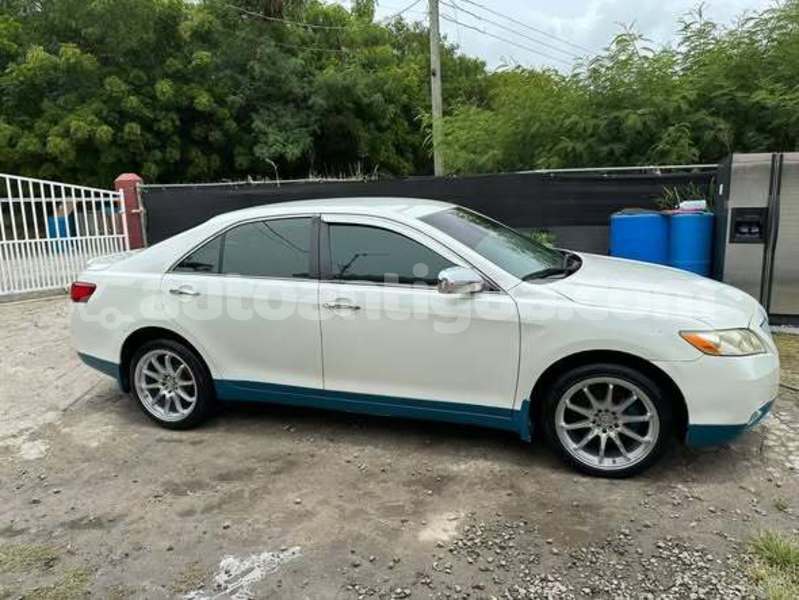 Big with watermark toyota corolla antigua all saints 4719