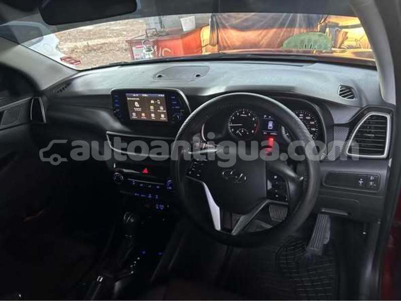 Big with watermark hyundai tucson antigua all saints 4724