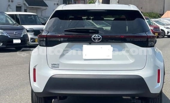 Buy Used Toyota Yaris White Car in St John's in Antigua Buy Used Toyota Yaris White Car in St John's in Antigua