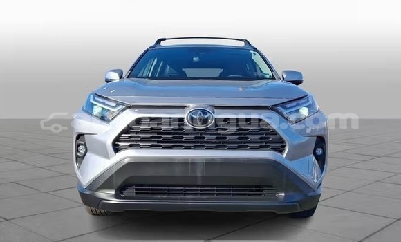 Buy Used Toyota RAV4 Silver Car in St John's in Antigua Buy Used Toyota RAV4 Silver Car in St John's in Antigua