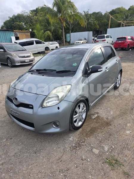 Big with watermark toyota vitz antigua all saints 4771
