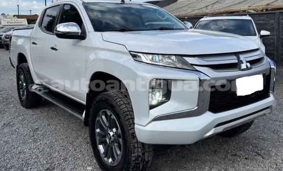 Buy Used Mitsubishi L200 White Car in St John's in Antigua