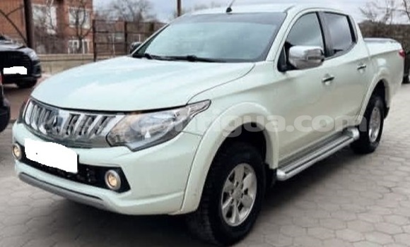 Buy Used Mitsubishi L200 White Car in St John's in Antigua Buy Used Mitsubishi L200 White Car in St John's in Antigua