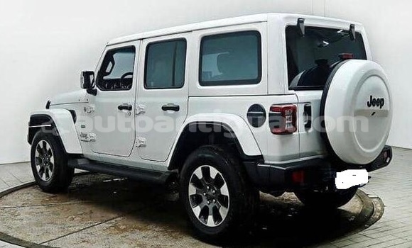 Buy Used Jeep Wrangler White Car in St John's in Antigua Buy Used Jeep Wrangler White Car in St John's in Antigua