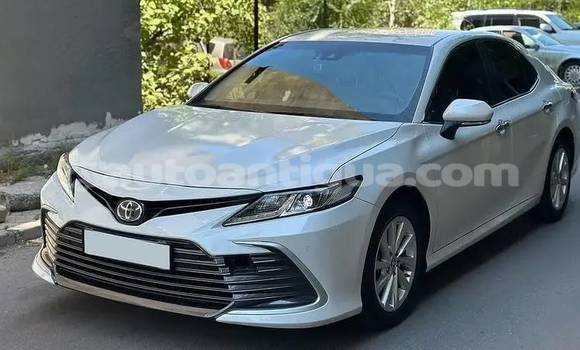 Buy Used Toyota Camry White Car in St John's in Antigua Buy Used Toyota Camry White Car in St John's in Antigua