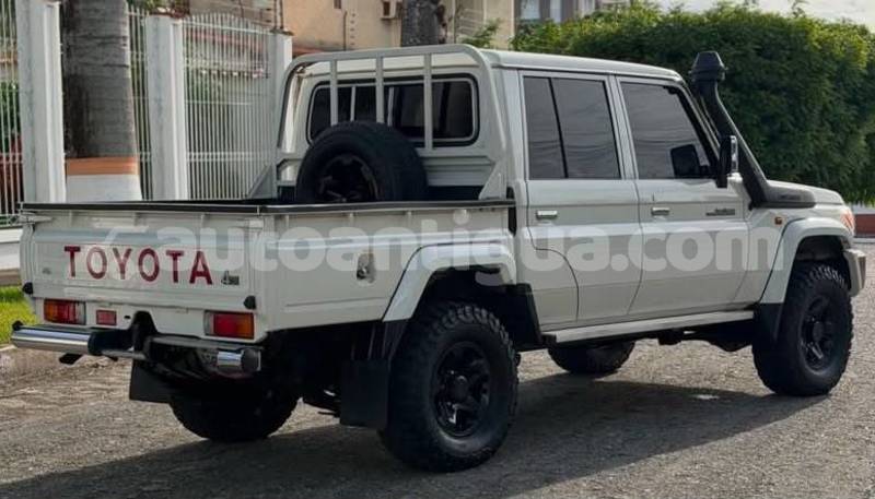 Big with watermark toyota land cruiser antigua st john s 4820