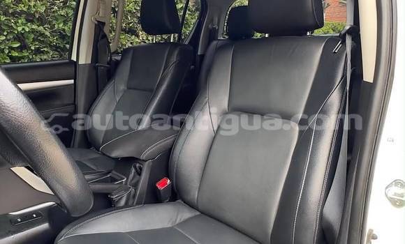 Buy Used Toyota Hilux White Car in St John's in Antigua Buy Used Toyota Hilux White Car in St John's in Antigua