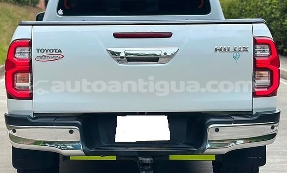 Buy Used Toyota Hilux White Car in St John's in Antigua Buy Used Toyota Hilux White Car in St John's in Antigua