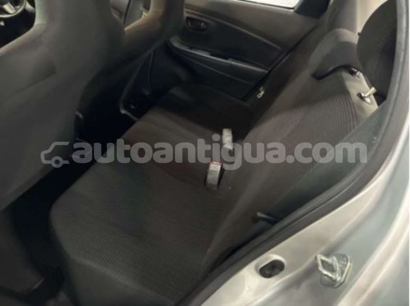Big with watermark toyota vitz antigua all saints 4847
