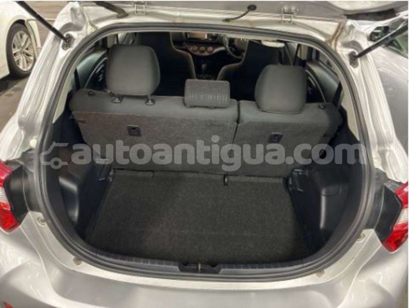Big with watermark toyota vitz antigua all saints 4847
