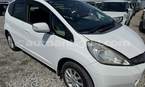 Buy Used Honda FIT White Car in St John's in Antigua Buy Used Honda FIT White Car in St John's in Antigua