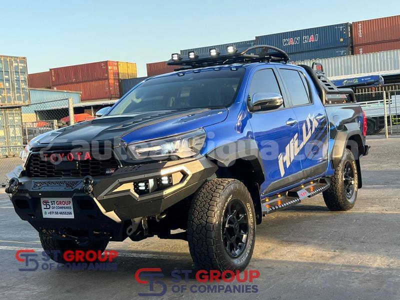 Big with watermark toyota hilux antigua import dubai 4857