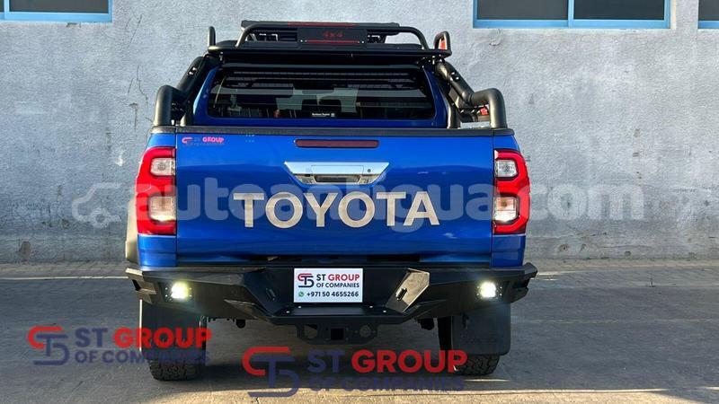 Big with watermark toyota hilux antigua import dubai 4857