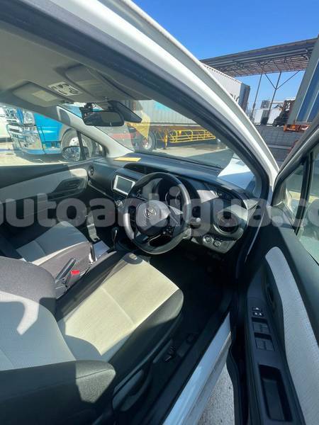 Big with watermark toyota vitz antigua all saints 4859