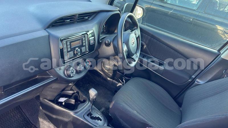 Big with watermark toyota vitz antigua all saints 4860