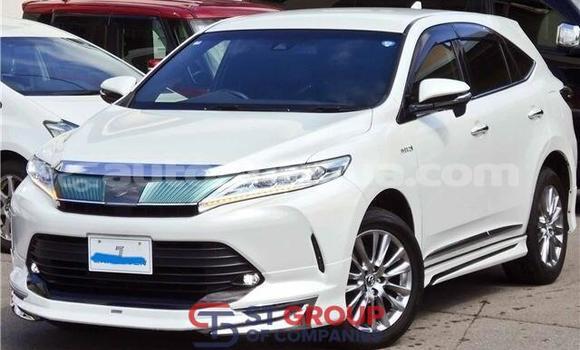 Buy Import Toyota Harrier White Car in Import - Dubai in Antigua Buy Import Toyota Harrier White Car in Import - Dubai in Antigua