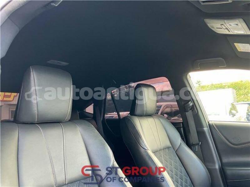 Big with watermark toyota harrier antigua import dubai 4868