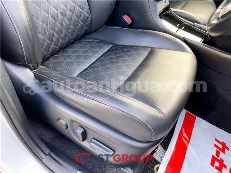 Big with watermark toyota harrier antigua import dubai 4868