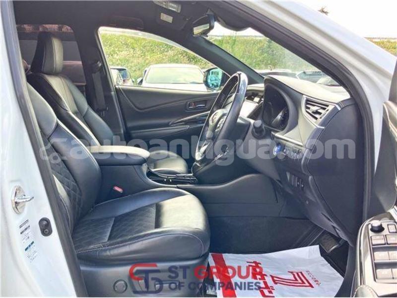 Big with watermark toyota harrier antigua import dubai 4868