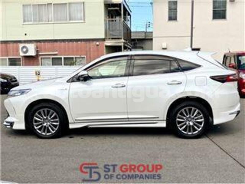Big with watermark toyota harrier antigua import dubai 4868