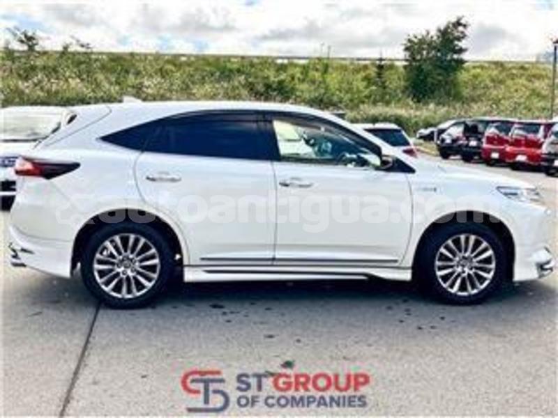 Big with watermark toyota harrier antigua import dubai 4868