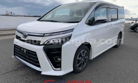 Buy Used Toyota Voxy White Car in Import - Dubai in Antigua Buy Used Toyota Voxy White Car in Import - Dubai in Antigua