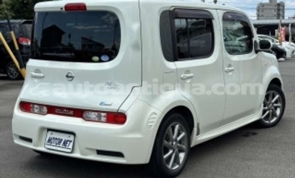 Buy Used Nissan Cube White Car in All Saints in Antigua Buy Used Nissan Cube White Car in All Saints in Antigua