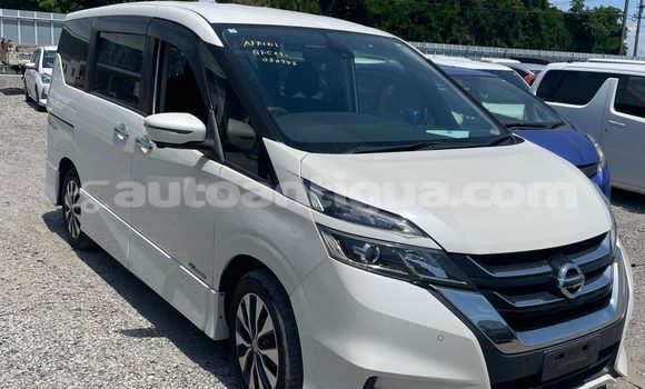Buy Import Nissan Serena White Car in All Saints in Antigua Buy Import Nissan Serena White Car in All Saints in Antigua