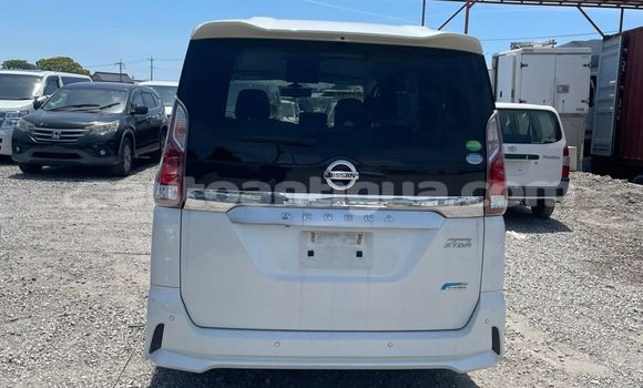 Buy Import Nissan Serena White Car in All Saints in Antigua Buy Import Nissan Serena White Car in All Saints in Antigua