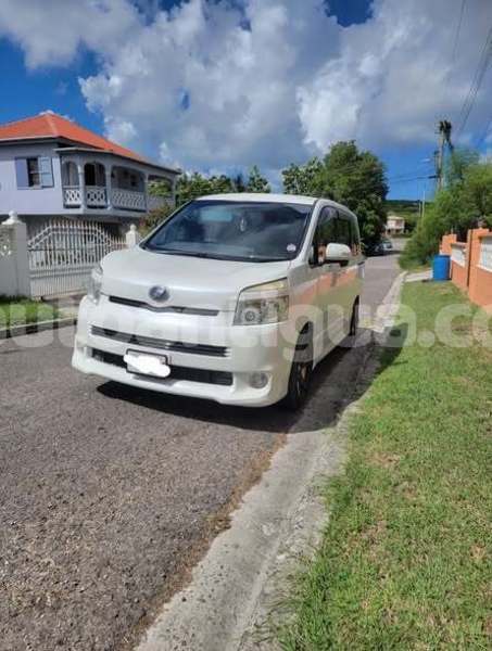 Big with watermark toyota voxy antigua all saints 4884