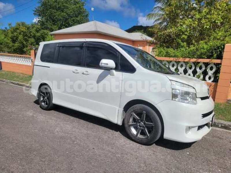 Big with watermark toyota voxy antigua all saints 4884