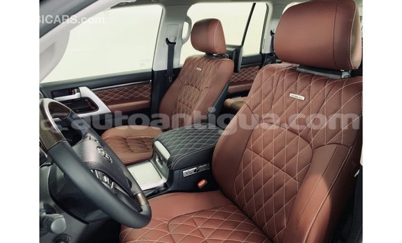 Buy Import Toyota Land Cruiser Black Car in Import - Dubai in Antigua Buy Import Toyota Land Cruiser Black Car in Import - Dubai in Antigua
