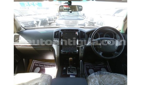 Buy Import Toyota Land Cruiser White Car in Import - Dubai in Antigua Buy Import Toyota Land Cruiser White Car in Import - Dubai in Antigua