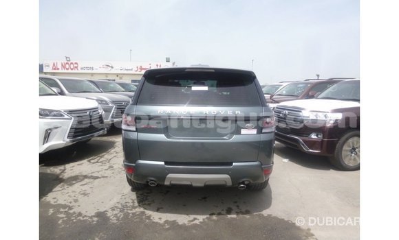 Buy Import Land Rover Range Rover Green Car in Import - Dubai in Antigua Buy Import Land Rover Range Rover Green Car in Import - Dubai in Antigua