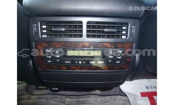 Buy Import Toyota Land Cruiser White Car in Import - Dubai in Antigua Buy Import Toyota Land Cruiser White Car in Import - Dubai in Antigua