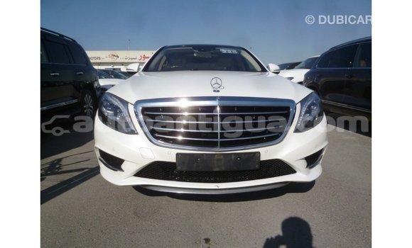 Buy Import Mercedes-Benz 190 (W201) White Car in Import - Dubai in Antigua Buy Import Mercedes-Benz 190 (W201) White Car in Import - Dubai in Antigua