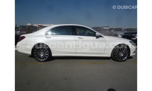 Buy Import Mercedes-Benz 190 (W201) White Car in Import - Dubai in Antigua Buy Import Mercedes-Benz 190 (W201) White Car in Import - Dubai in Antigua