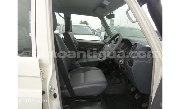 Buy Import Toyota Land Cruiser White Car in Import - Dubai in Antigua Buy Import Toyota Land Cruiser White Car in Import - Dubai in Antigua