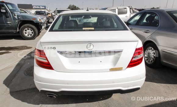 Buy Import Mercedes-Benz 200 White Car in Import - Dubai in Antigua Buy Import Mercedes-Benz 200 White Car in Import - Dubai in Antigua