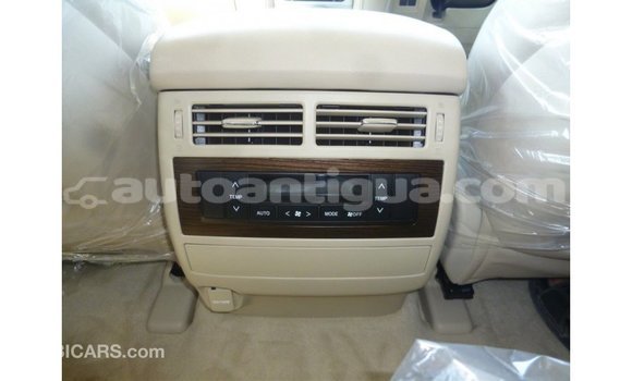 Buy Import Toyota Land Cruiser White Car in Import - Dubai in Antigua Buy Import Toyota Land Cruiser White Car in Import - Dubai in Antigua