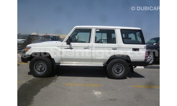 Buy Import Toyota Land Cruiser White Car in Import - Dubai in Antigua Buy Import Toyota Land Cruiser White Car in Import - Dubai in Antigua