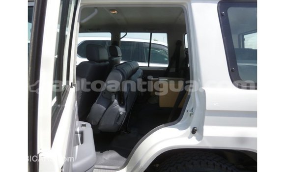 Buy Import Toyota Land Cruiser White Car in Import - Dubai in Antigua Buy Import Toyota Land Cruiser White Car in Import - Dubai in Antigua