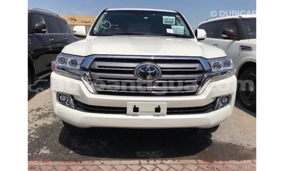 Buy Import Toyota Land Cruiser White Car in Import - Dubai in Antigua Buy Import Toyota Land Cruiser White Car in Import - Dubai in Antigua