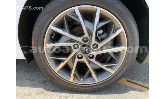 Buy Import Hyundai Elantra White Car in Import - Dubai in Antigua Buy Import Hyundai Elantra White Car in Import - Dubai in Antigua