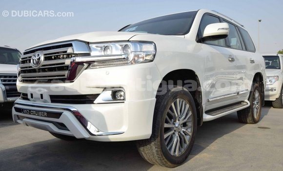 Buy Import Toyota Land Cruiser White Car in Import - Dubai in Antigua Buy Import Toyota Land Cruiser White Car in Import - Dubai in Antigua