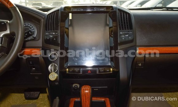 Buy Import Toyota Land Cruiser White Car in Import - Dubai in Antigua Buy Import Toyota Land Cruiser White Car in Import - Dubai in Antigua