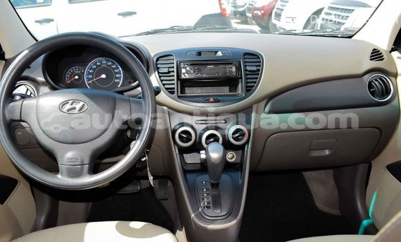 Buy Import Hyundai i10 White Car in Import - Dubai in Antigua Buy Import Hyundai i10 White Car in Import - Dubai in Antigua