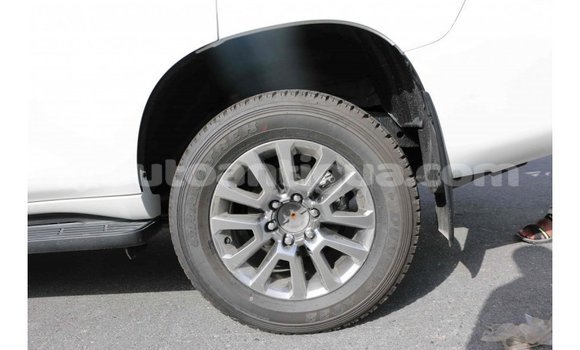 Buy Import Toyota Prado White Car in Import - Dubai in Antigua