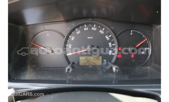 Buy Import Toyota Hiace White Car in Import - Dubai in Antigua